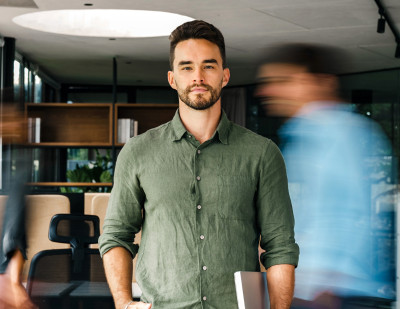 Tech-Upgrades im Job: Welche Zertifikate Ihr Gehalt sofort um 15 % steigern